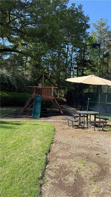 Building Photo - 11395 Brookhollow Trail