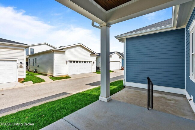 Building Photo - 6204 Moonseed St