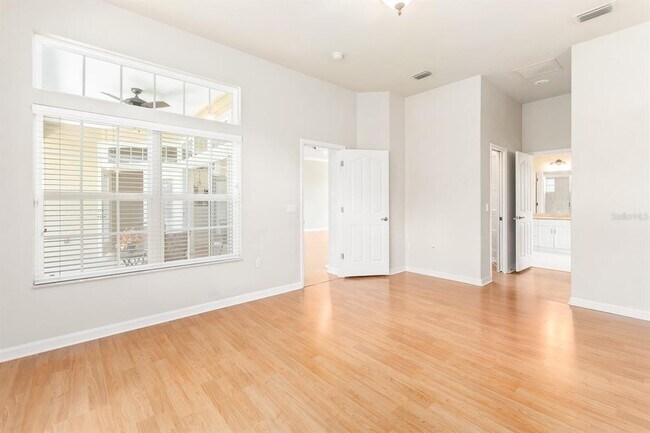 Building Photo - 8430 SW 10th Pl