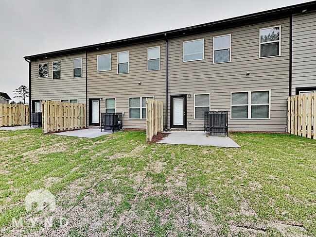 Building Photo - 6066 Oak Bend Ct