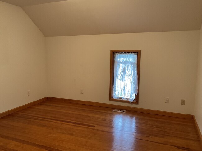 Building Photo - 10421 Yoder Rd