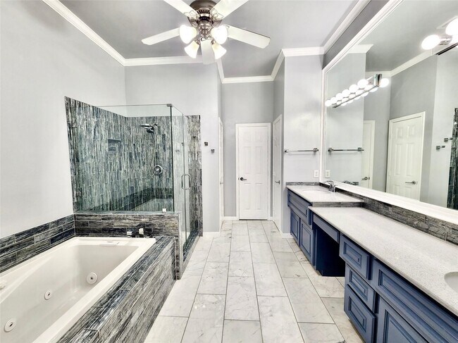 Building Photo - 32 Waugh Dr