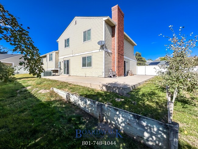 Building Photo - Remodeled & Ready 5 bed in Sandy