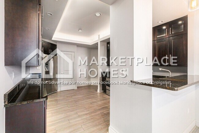 Building Photo - 300 Riverfront Dr