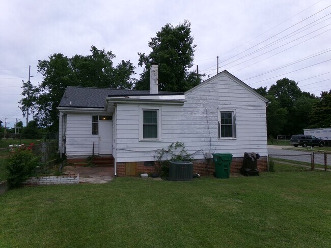 Building Photo - 1408 E. Martin Luther King Jr. Dr.