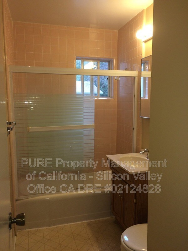 Building Photo - 219 Arroyo Grande Way