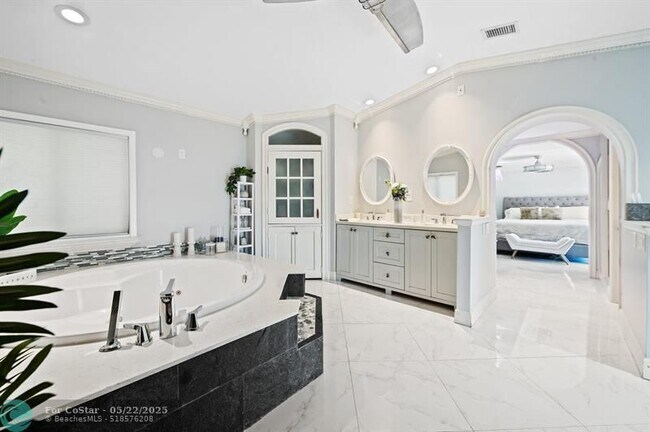 Building Photo - 4501 Briarcliff Ln