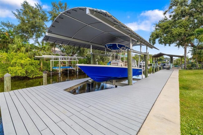 Building Photo - 4603 3rd Ave E