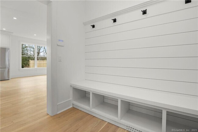 Building Photo - 2 Argento Ln