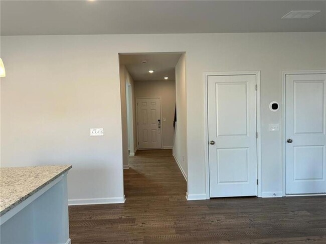 Building Photo - 43 Softwood Ct