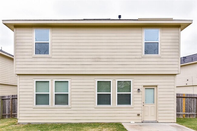 Building Photo - 13062 Rose Landing Dr