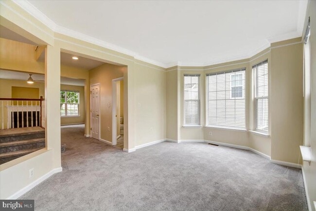 Building Photo - 240 Davis St