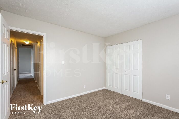 Building Photo - 5621 Wynridge Ct