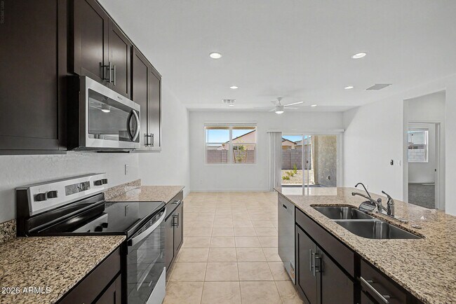 Building Photo - 5457 E Cinder Ln