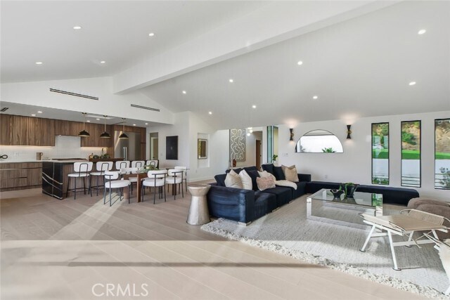 Building Photo - 1764 E Loma Alta Dr