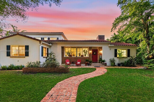 Building Photo - Northeast 5th Avenue Road, Miami Shores, FL 33138 - 5 BR 4 BA single-family home