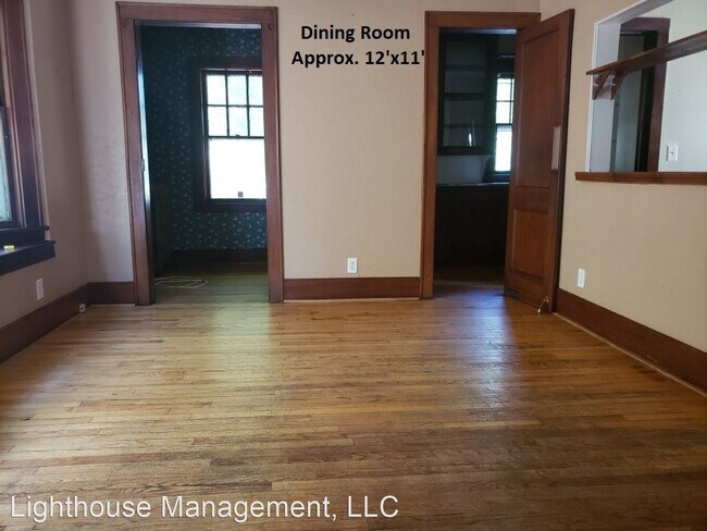 Building Photo - 3 br, 1 bath House - 682 Parsells Ave.