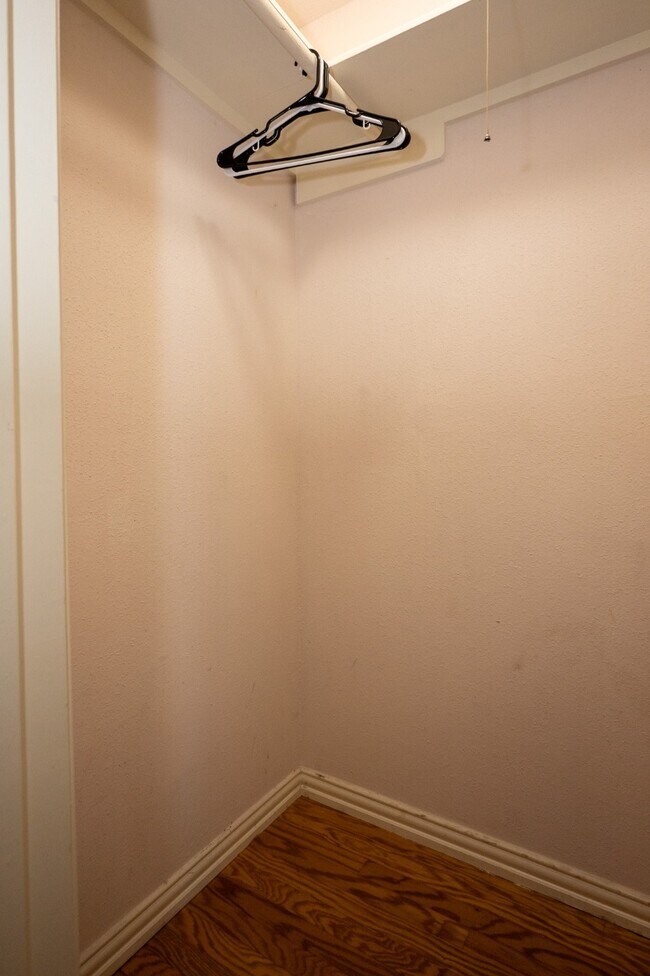 Building Photo - 22811 Elkana Deane Ln