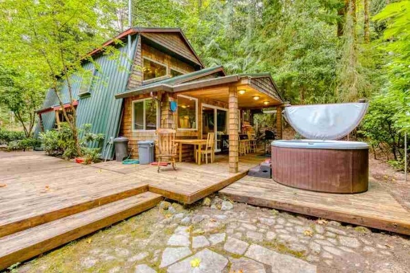 Building Photo - 25625 E Salmon River Rd