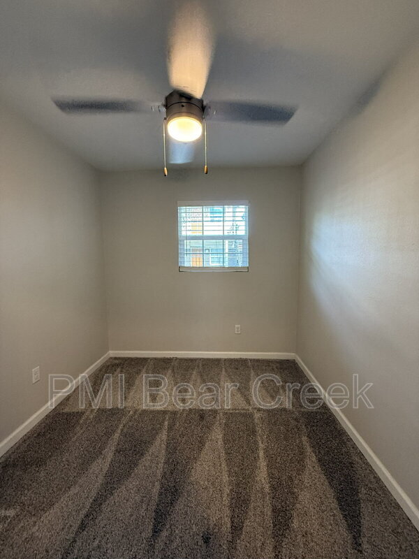 Building Photo - 1824 Thonig Rd