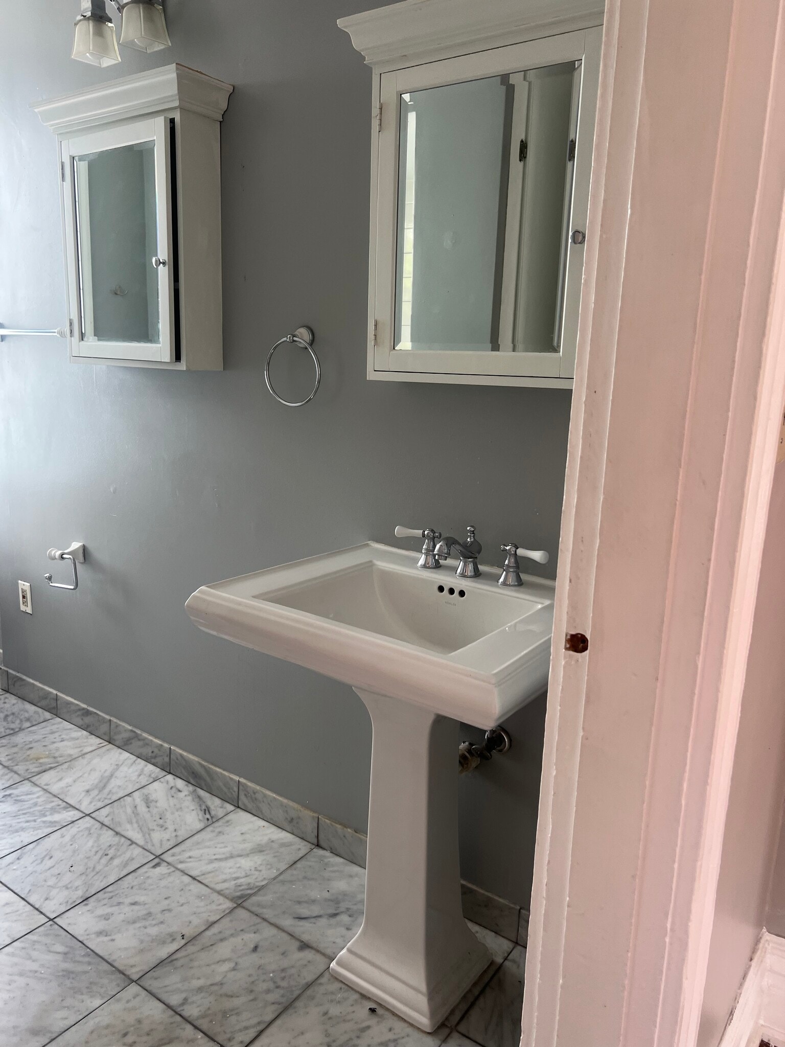 Bathroom - 414 Tusculum Ave