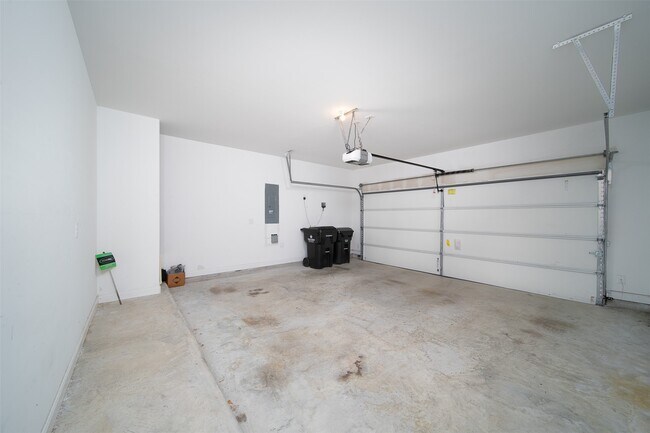 Building Photo - 24734 Twilight Hollow Ln