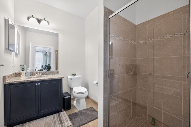 Building Photo - Spacious 3BR Condo in Westborough