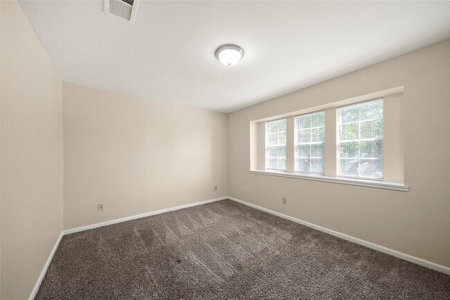 Building Photo - 10718 Nobility Dr