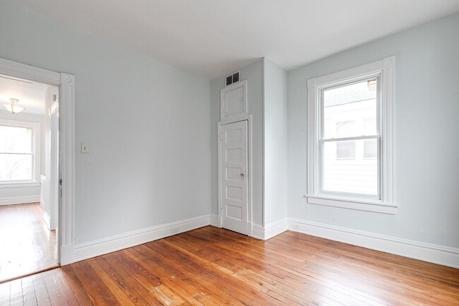 Building Photo - 3 Bedroom Home in North Highland Park ***A...