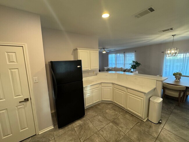 Building Photo - GATED COMMUNITY  |  STONE OAK  |  4 BEDROOMS + HUGE LOFT  |  SMALL LOFT/NURSERY/OFFICE/  |  EXCEL...