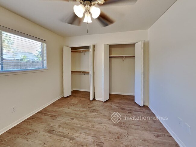 Building Photo - 15135 Tresch Ln