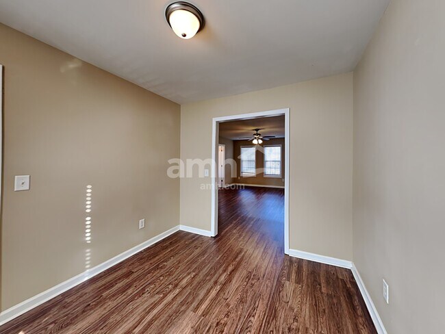 Building Photo - 835 Brookhannah Ct