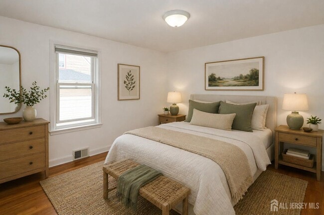 Building Photo - 2 Mohawk Dr