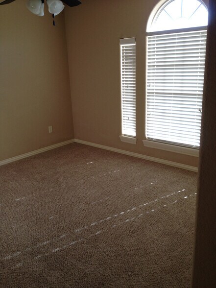 2nd bedroom - 3876 W Mahogany Dr