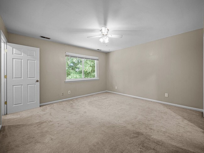 Building Photo - Welcome to Branchwood Townhomes!