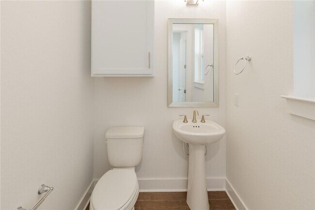 Building Photo - 1617 Woodwind Ln