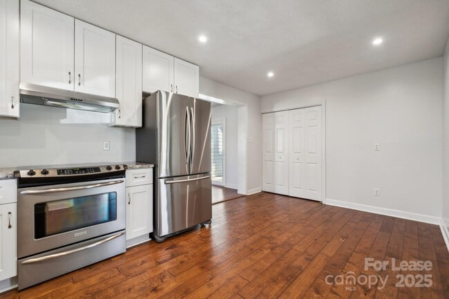 Building Photo - 259 Unionville - Indian Trail Rd W