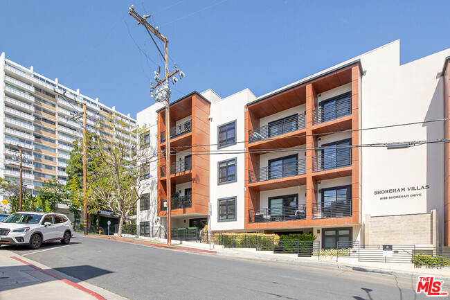 Building Photo - 8788 Shoreham Dr