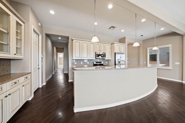 Building Photo - 12277 Whistling Wind Ave