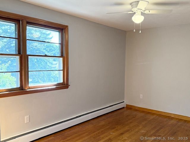 Building Photo - 121 Pinehurst Ave