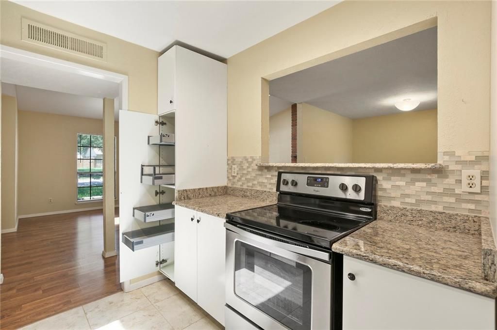 Building Photo - 3800 Hackberry Lane