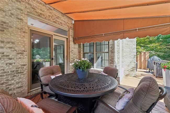 Building Photo - 403 Worth Ct