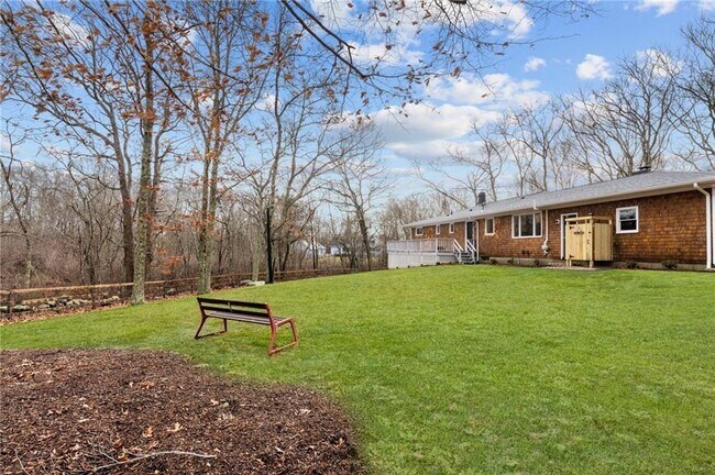 Building Photo - 141 Congdon Rd