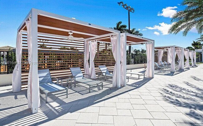 Building Photo - 7030 Islegrove Pl