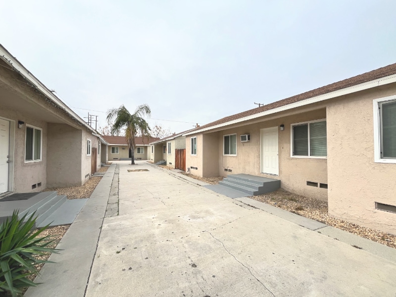 Building Photo - 1604 N H St