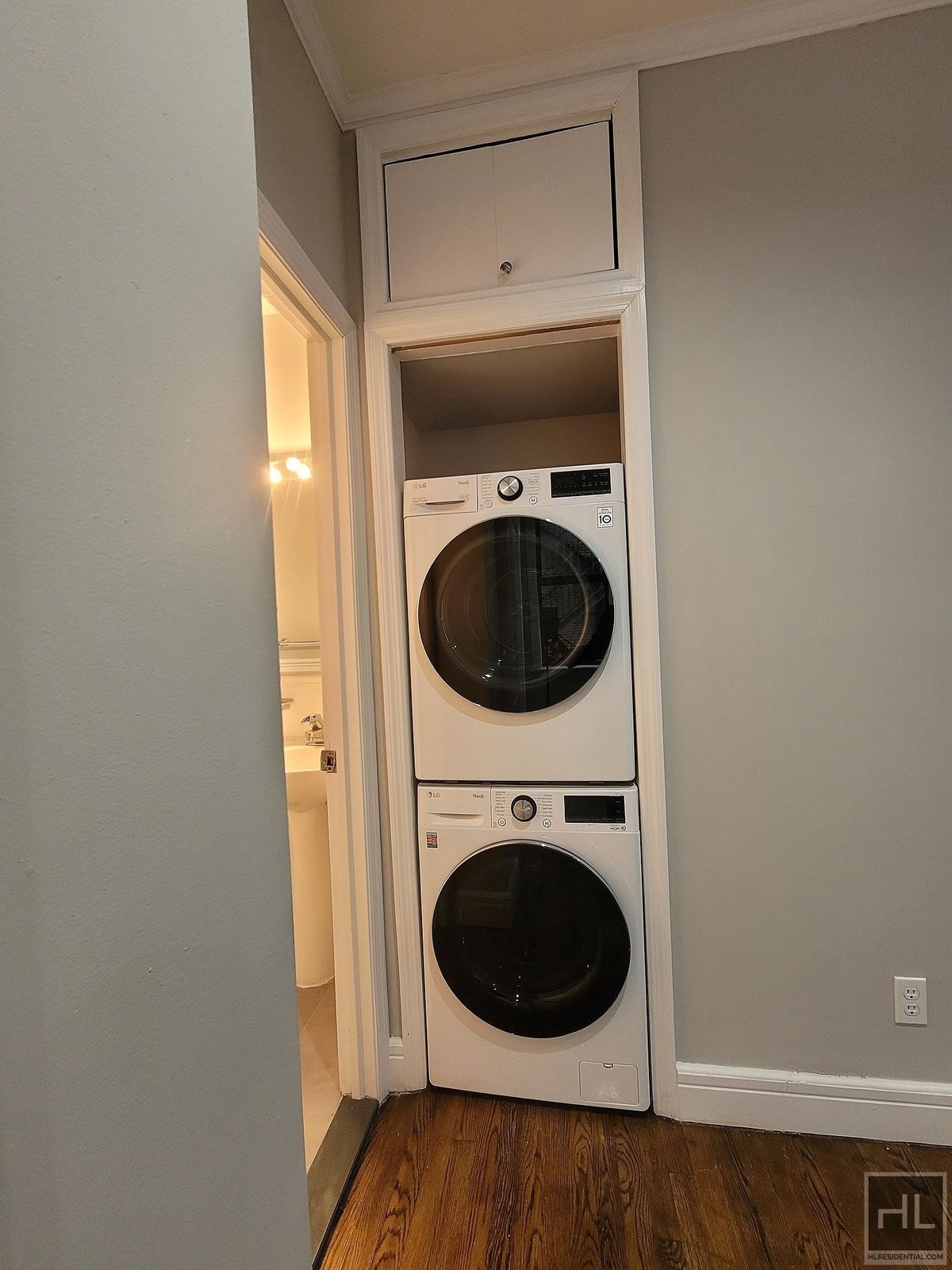 Building Photo - East 18th Street