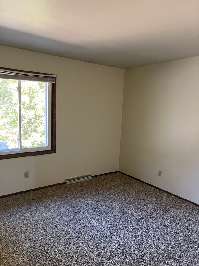 Bed Room 3 - 2nd floor - 2015 Kilps Dr