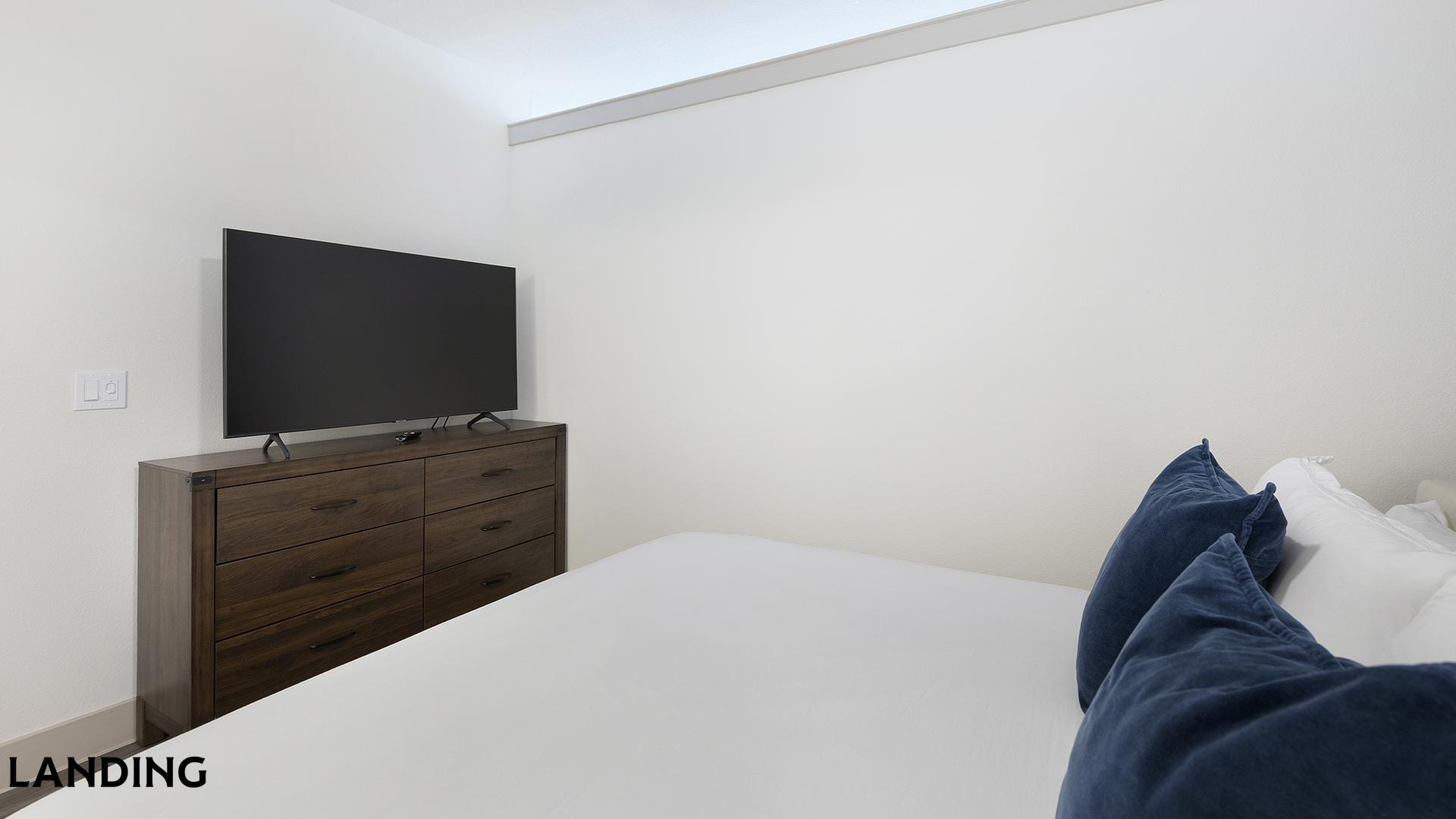 Building Photo - 3383 Cedarplaza Ln