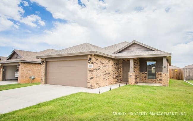 Building Photo - 14211 Vernon Ave