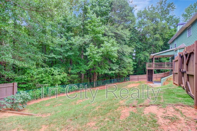 Building Photo - 75 Rock Mill Ct